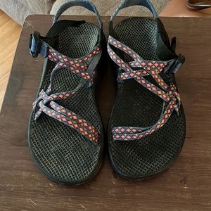 Chaco’s size 8